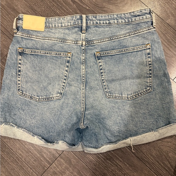 Everlane THE CHEEKY JEAN SHORT in Salt Lake - Size 32 - Picture 15 of 15